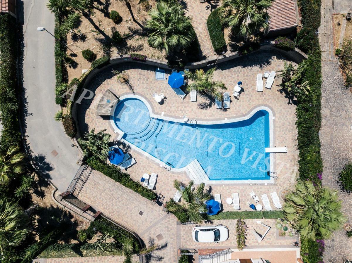 Mansarda Con Vista Piscina Villa Campofelice Di Roccella Exteriör bild